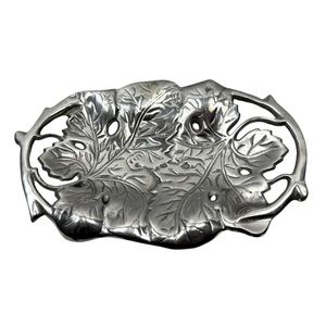 Silver Leaf Design‎ Serving Tray